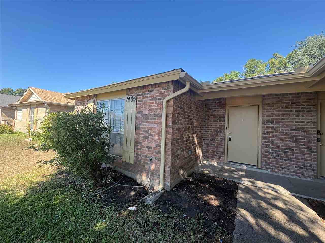1485 Brook Meadow Cir - Photo 3 of 22