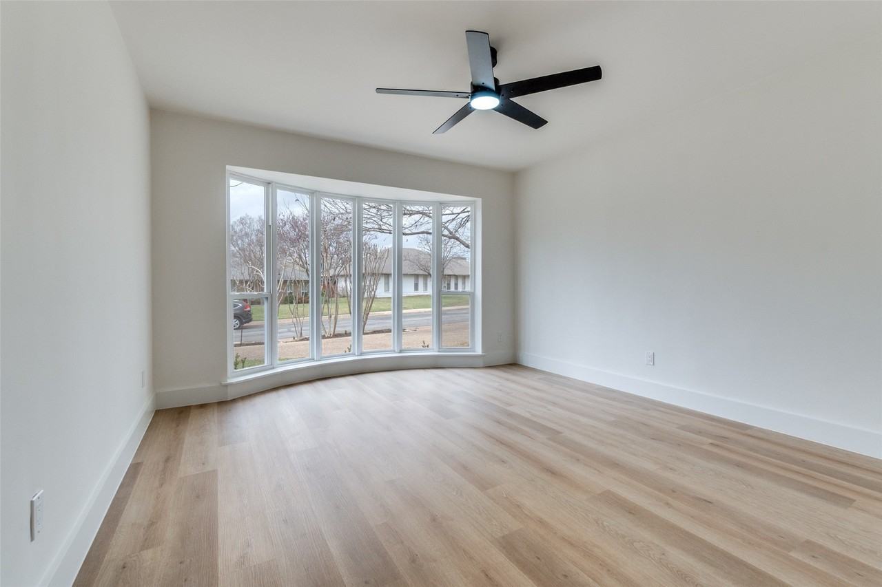 9406 Arborhill Dr - Photo 5 of 35