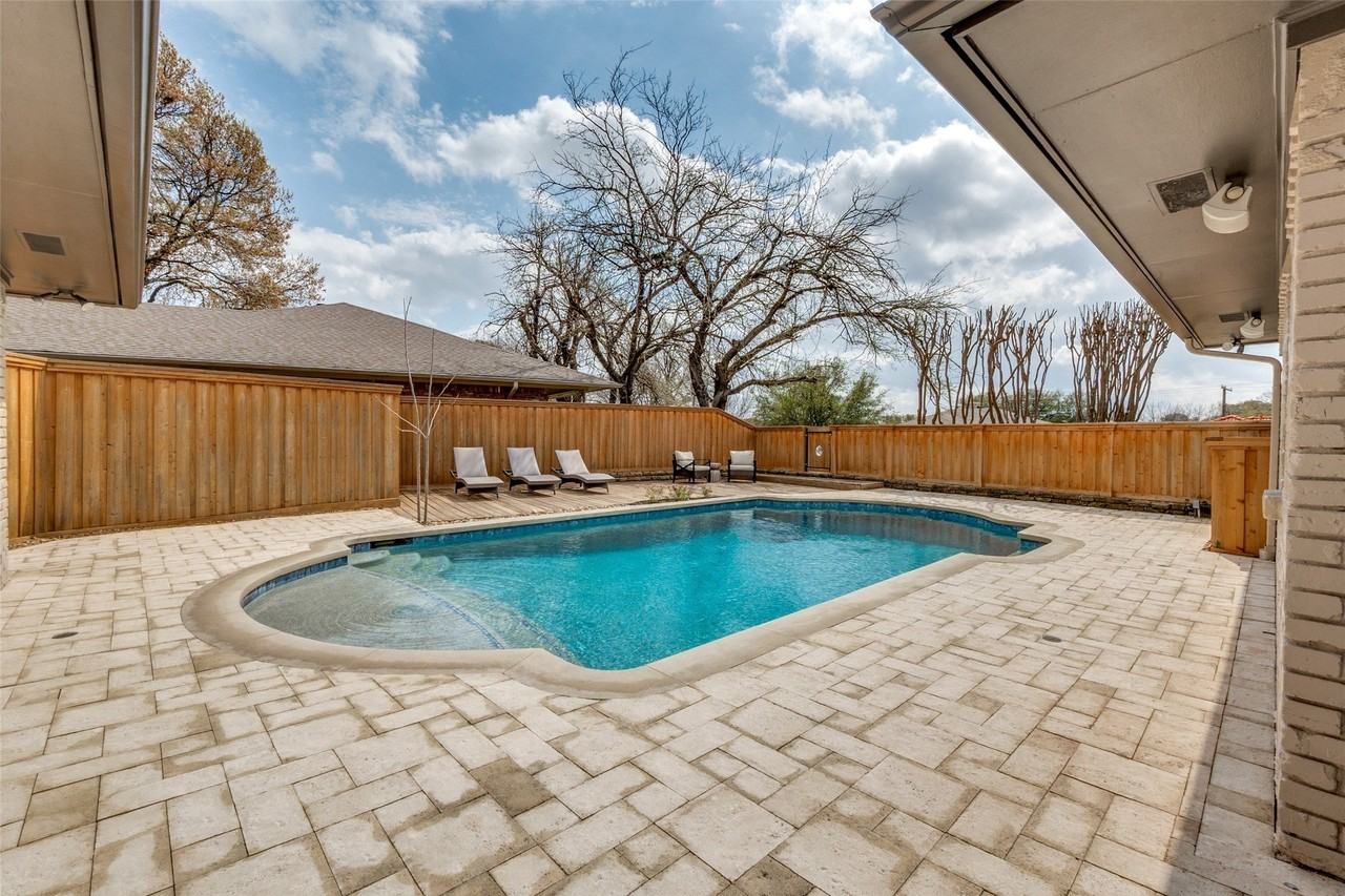 9406 Arborhill Dr - Photo 7 of 35