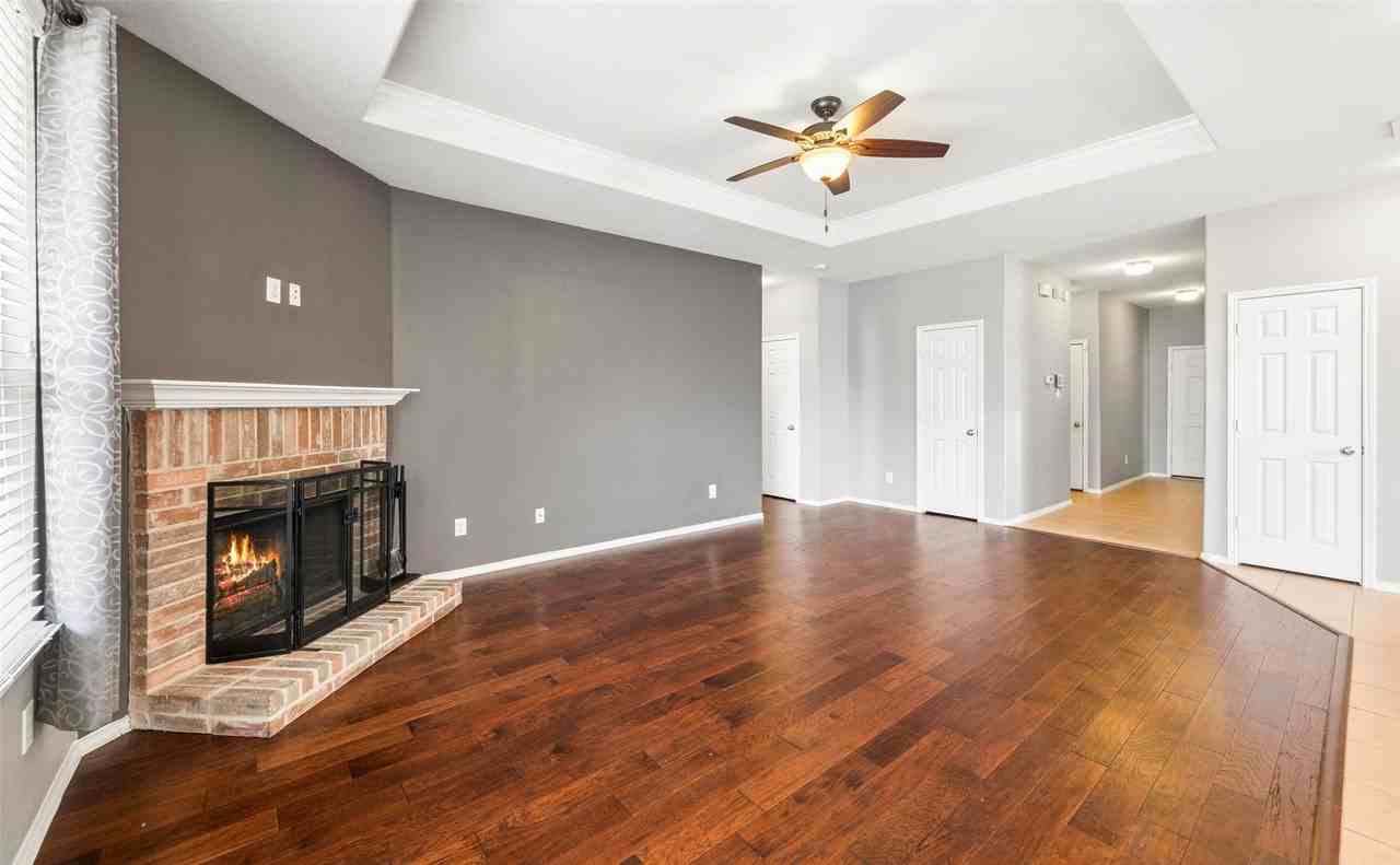 409 Mariscal Pl - Photo 7 of 29