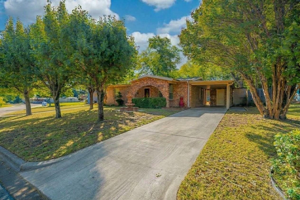 4712 Laverda Dr - Photo 2 of 25