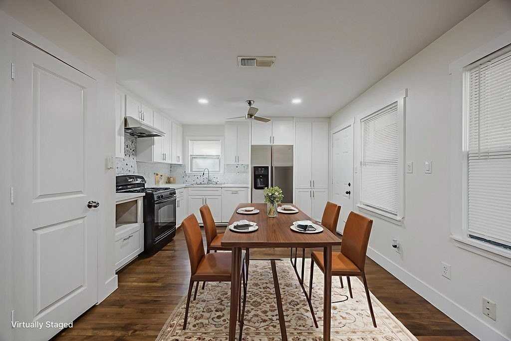 4712 Laverda Dr - Photo 4 of 25