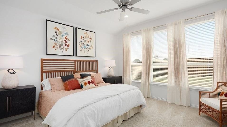 1301 Poldpark Pl - Photo 4 of 18