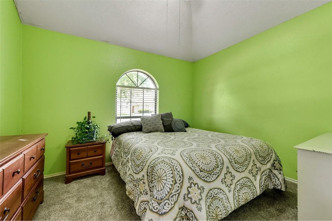 2616 Widgeon Way - Photo 4 of 25