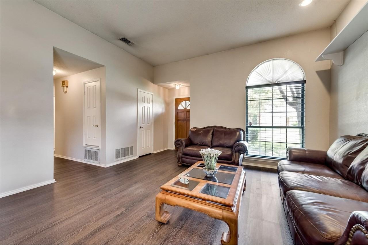 2616 Widgeon Way - Photo 6 of 25