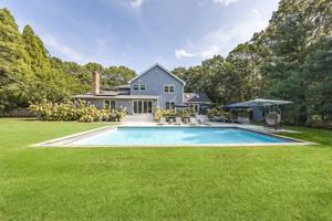 featured image of 5 Long Pond Trl