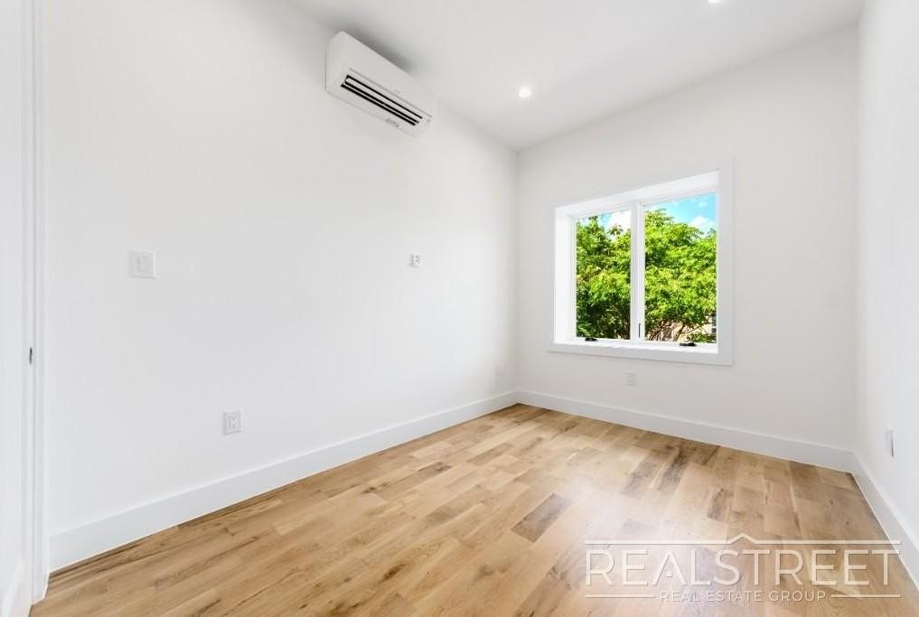 339 Herkimer St #4B - Photo 7 of 14