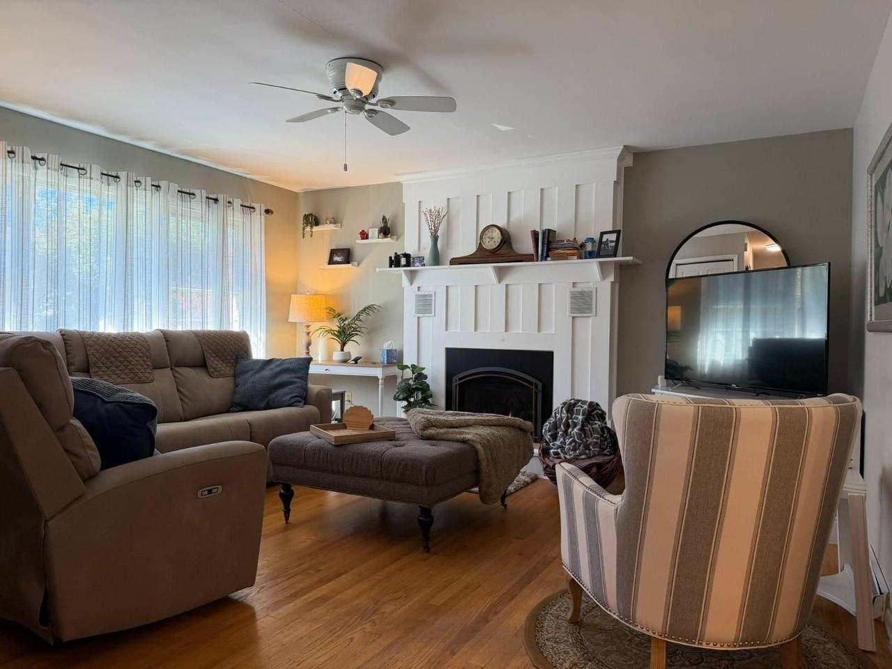 6 Brockett Rd - Photo 3 of 23