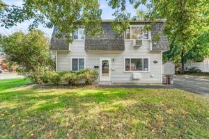 featured image of 1 Holts Ln #1
