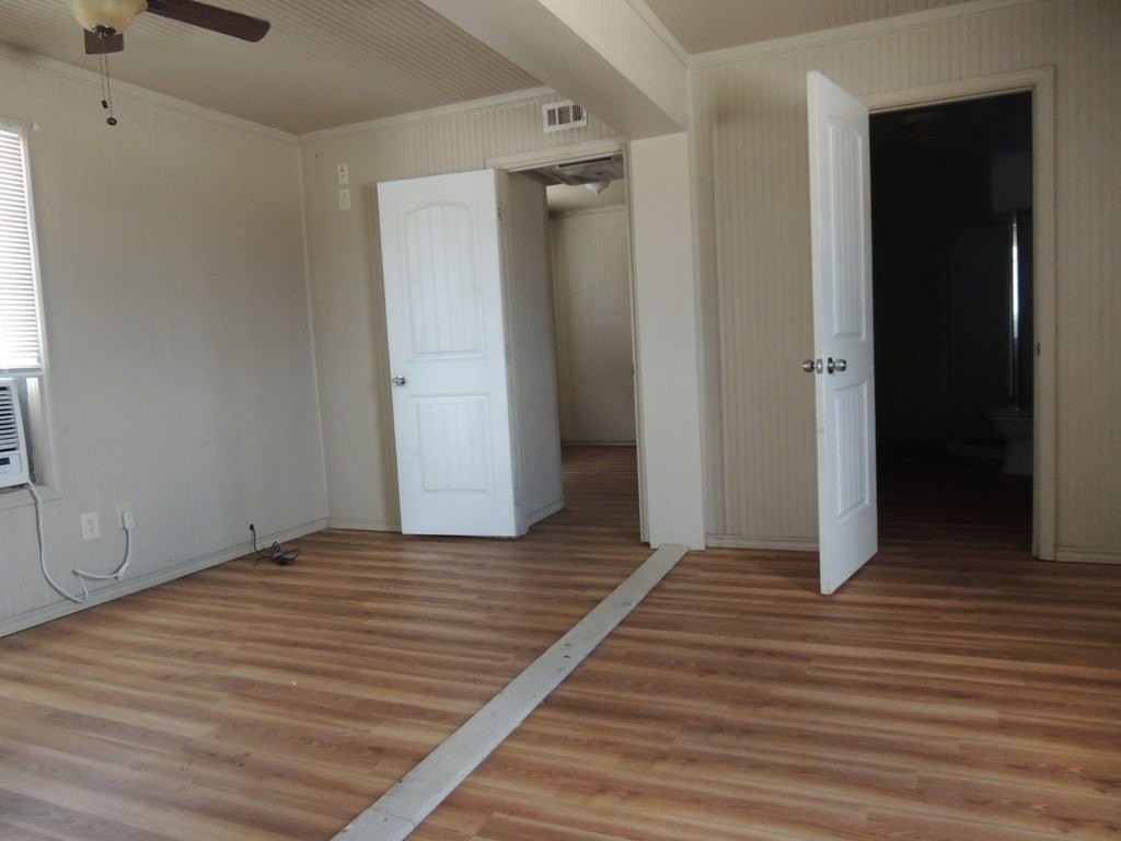 4403 S Faye Ave #A - Photo 6 of 13