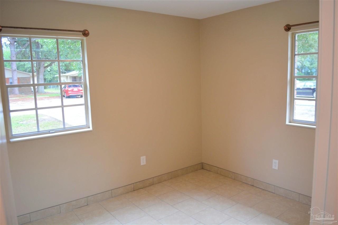 7145 Pearson Rd #B - Photo 4 of 5