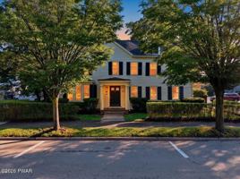 featured image of 203 W Harford St