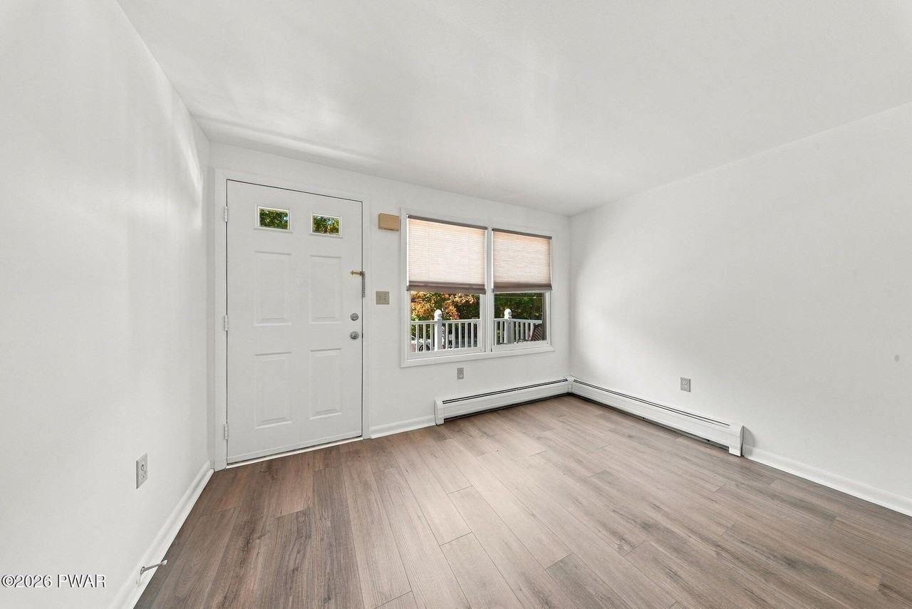125 Sawkill Ave #K - Photo 7 of 24