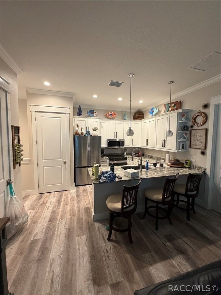 11545 W Clubview Dr - Photo 3 of 10