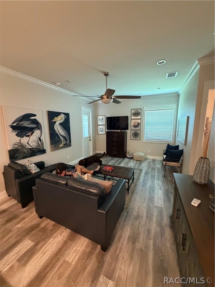 11545 W Clubview Dr - Photo 4 of 10