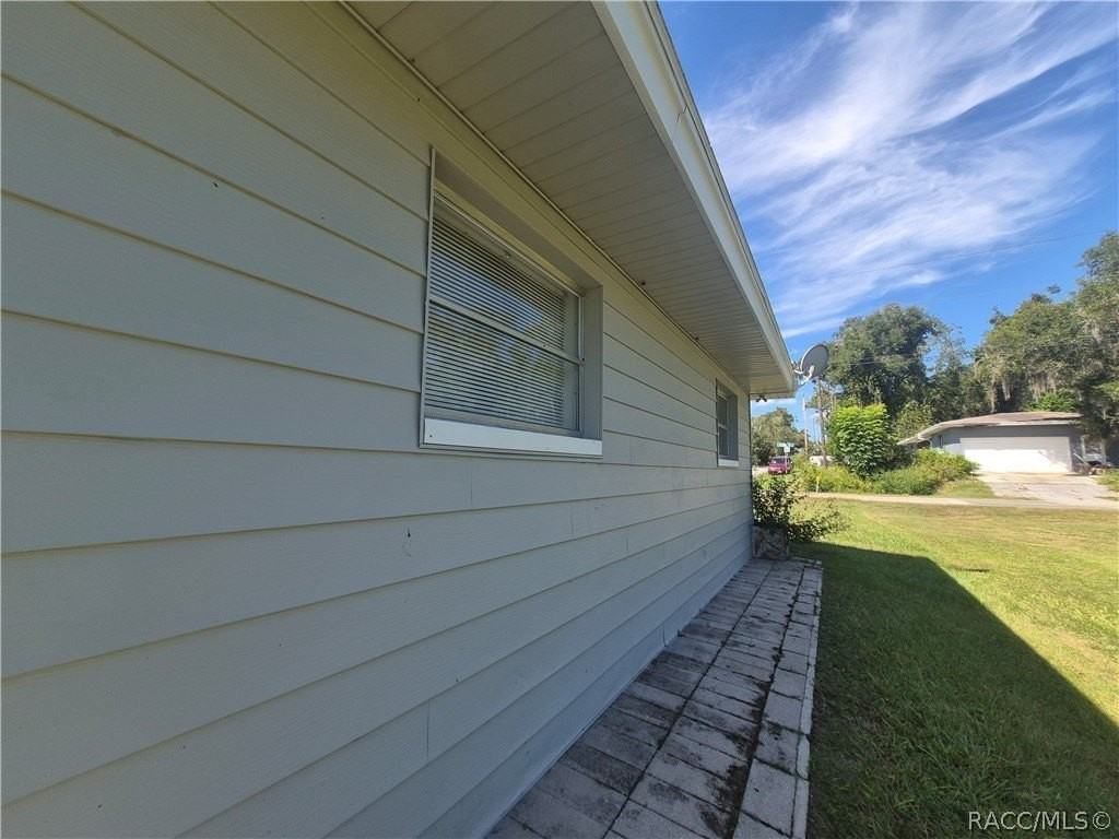 4333 S Rainbow Dr - Photo 5 of 24