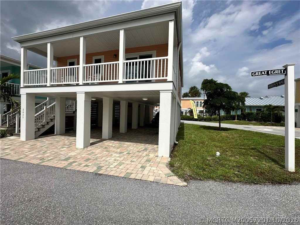 2625 Ne Great Egret Way - Photo 2 of 33