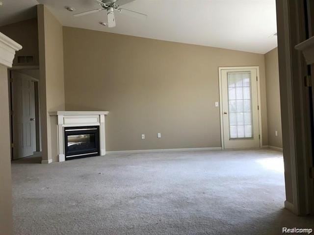 25203 Chesapeake Cir - Photo 4 of 17
