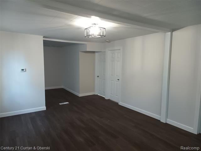 491 Ada St - Photo 5 of 50