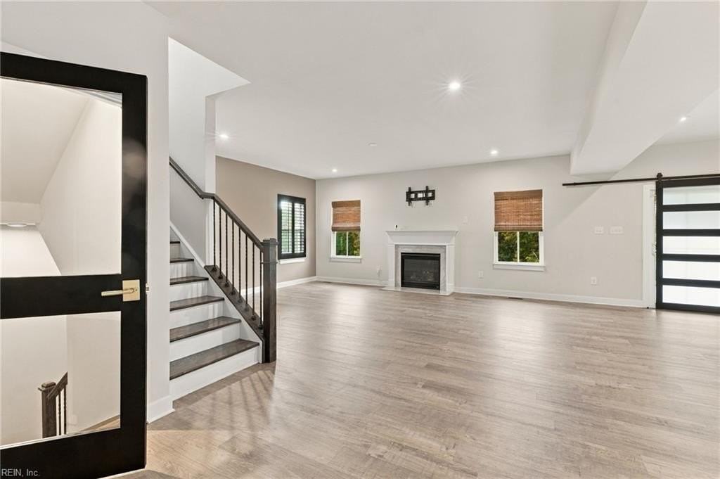9541 Viburnum Dr - Photo 6 of 37
