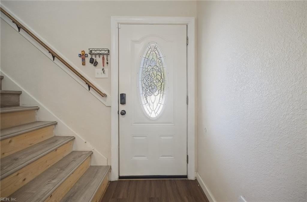 4417 King St - Photo 7 of 50