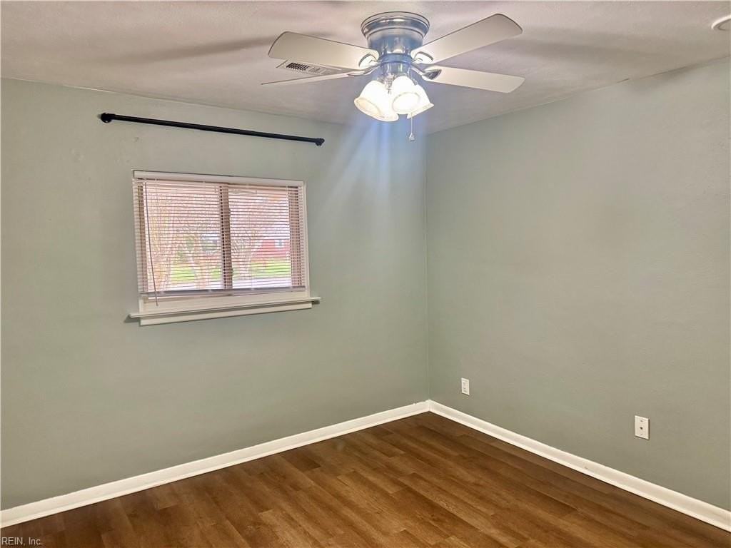 4713 Clintwood Dr - Photo 2 of 20