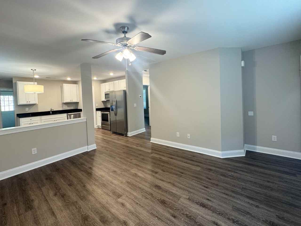 610 Ben Ave - Photo 2 of 16