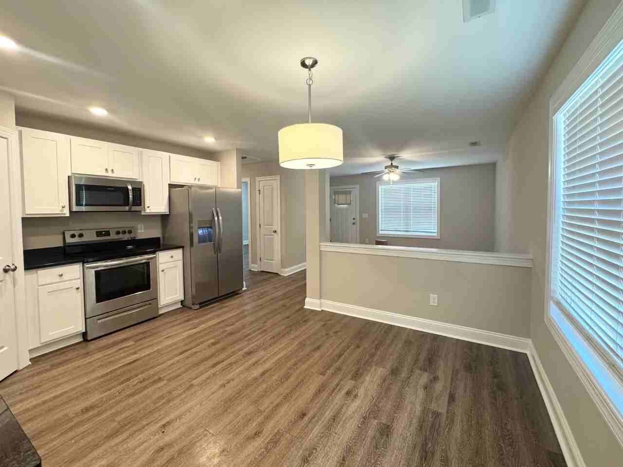 610 Ben Ave - Photo 5 of 16