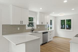 326 Ne 125th St #1 - Photo 1 of 1