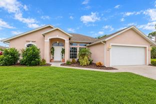 103 Sw Pilsner Cir - Photo 1 of 1