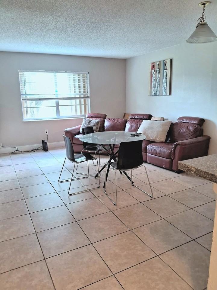 4334 Nw 9th Ave #7-2D - Photo 2 of 17