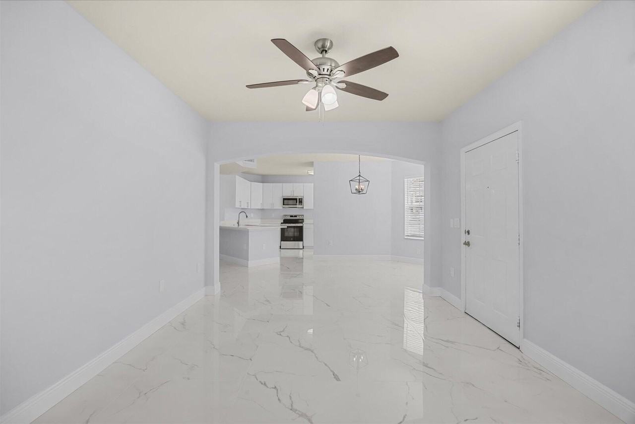 128 Sw Peacock Blvd #15-101 - Photo 5 of 40