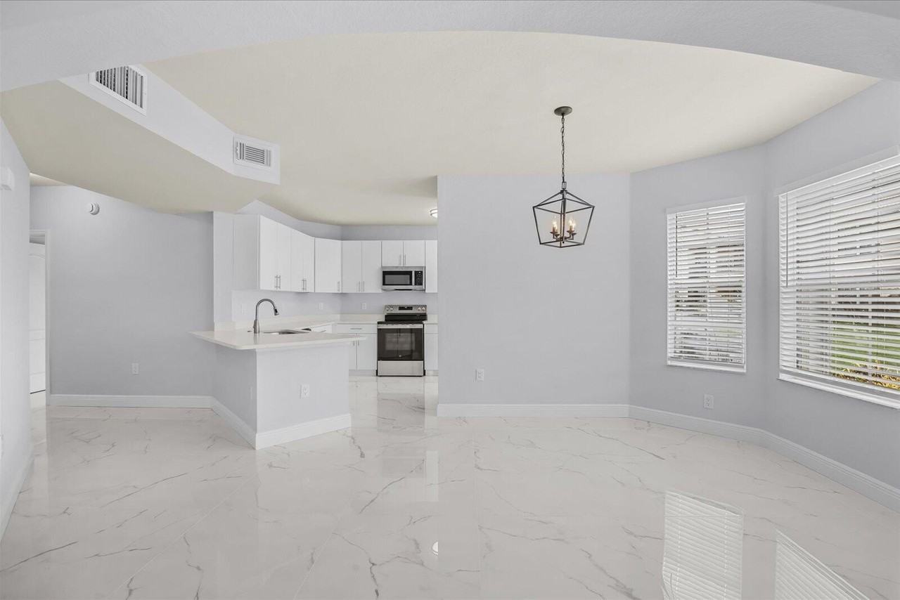 128 Sw Peacock Blvd #15-101 - Photo 6 of 40