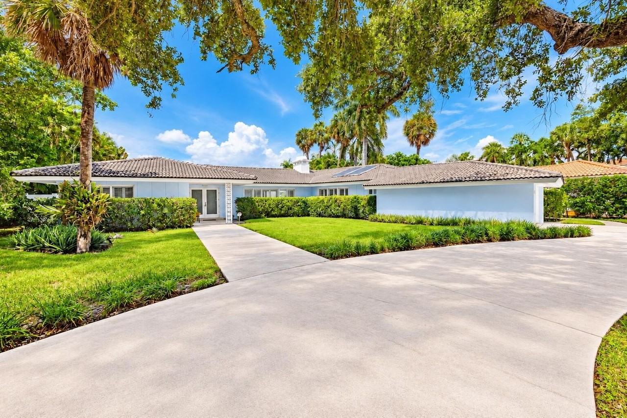 1141 Banyan Rd - Photo 6 of 26