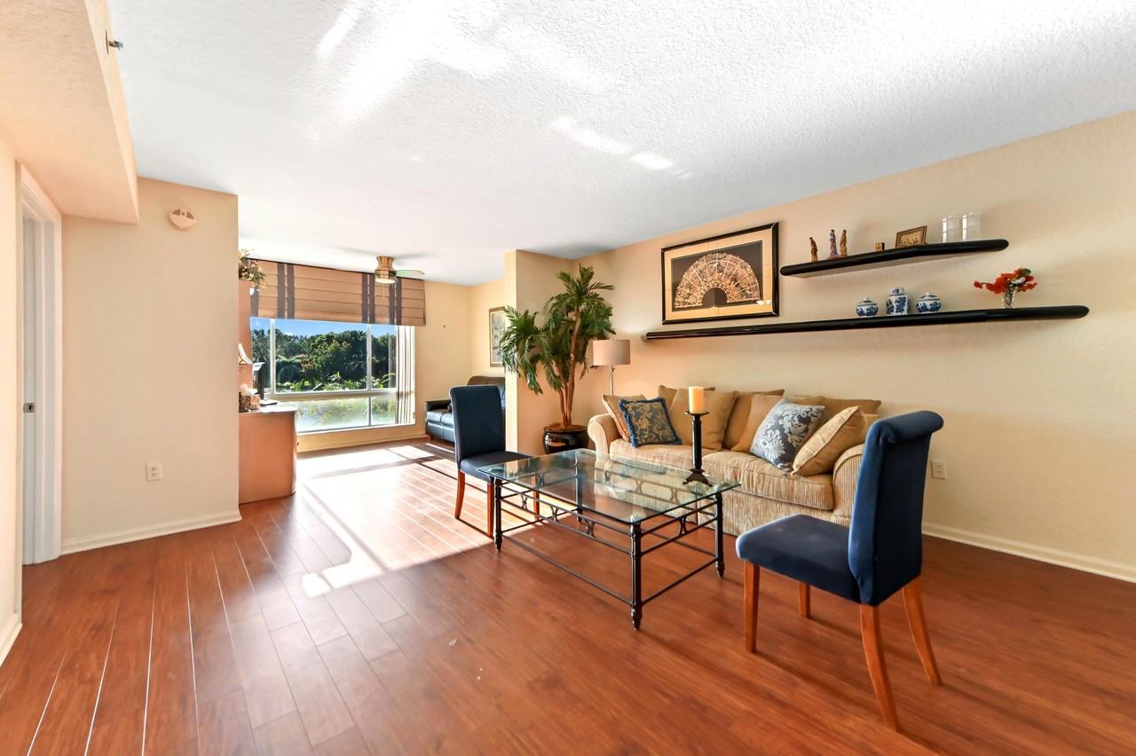 5842 Crystal Shores Dr #207 - Photo 3 of 40