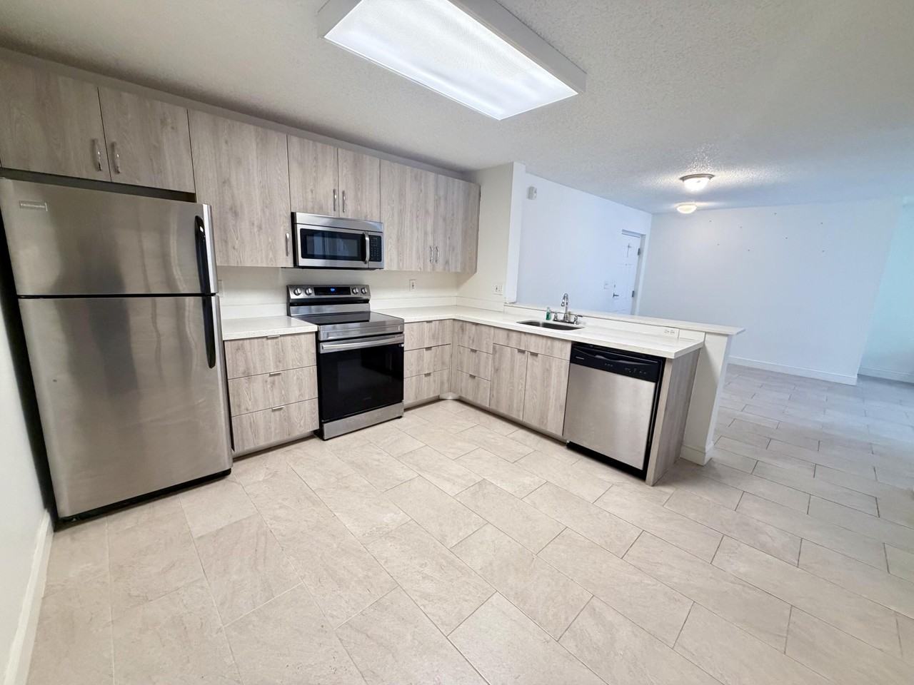 10111 W Sunrise Blvd #104 - Photo 3 of 18