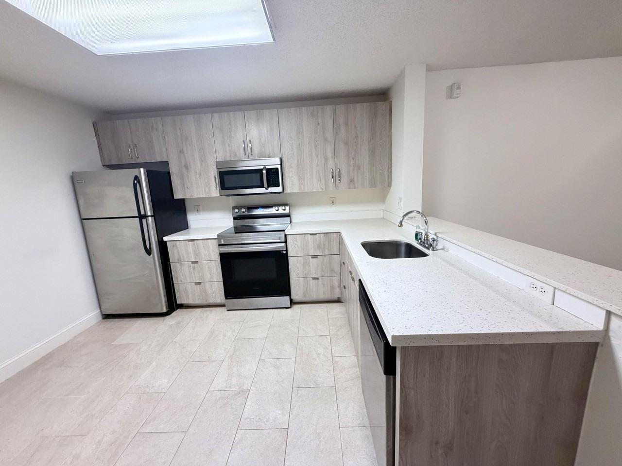 10111 W Sunrise Blvd #104 - Photo 6 of 18