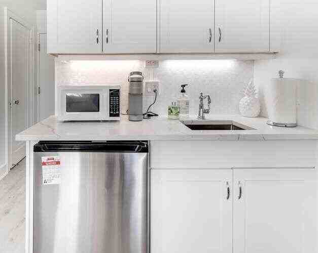 235 Sunrise Ave #3010 - Photo 5 of 14