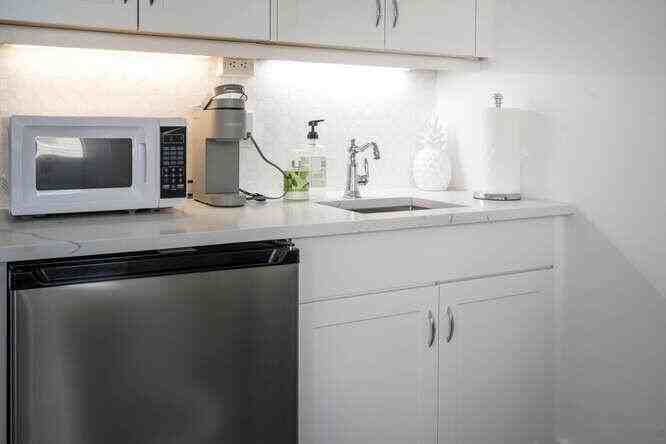 235 Sunrise Ave #3010 - Photo 6 of 14