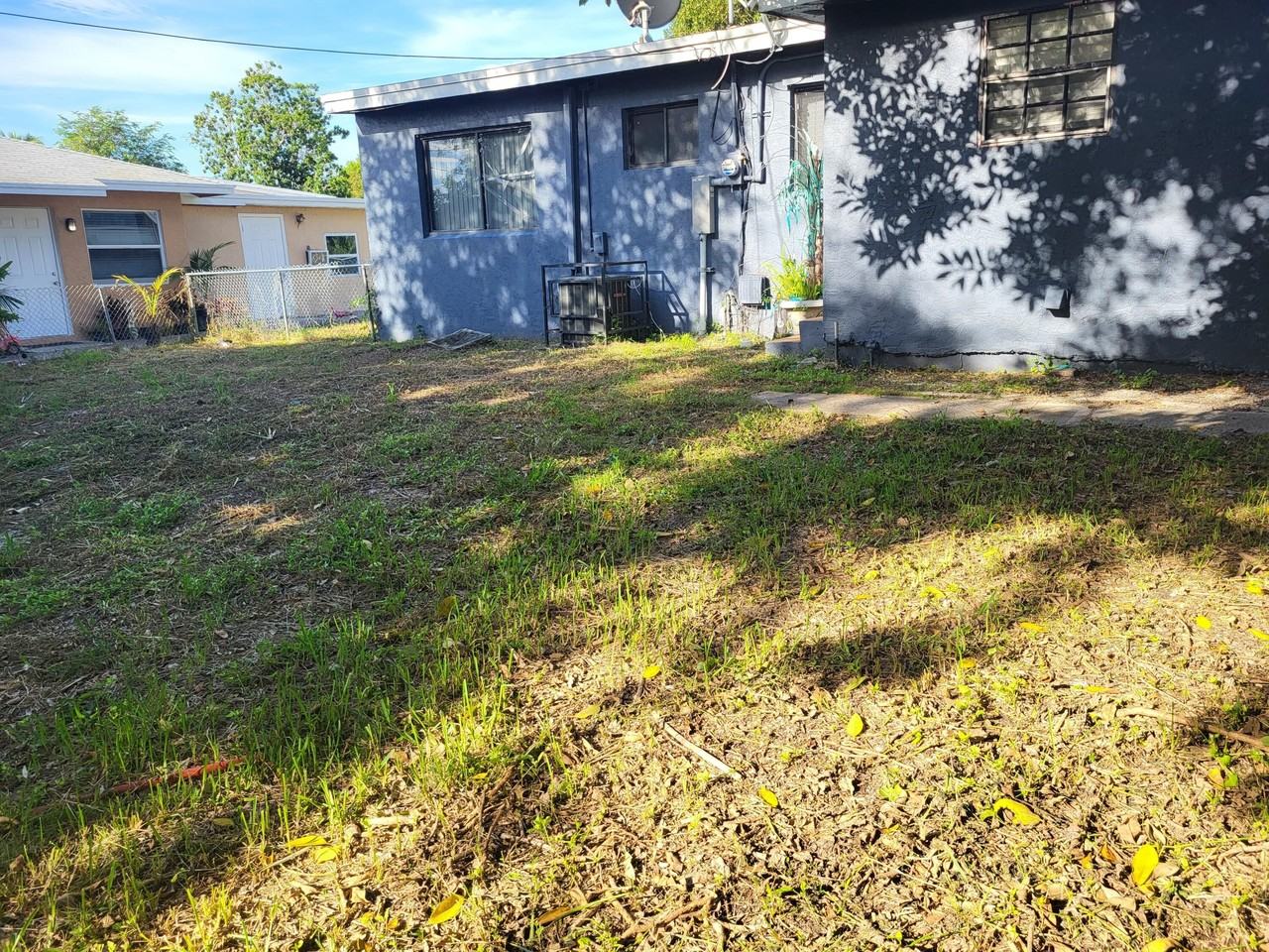 3390 Orange St - Photo 2 of 10