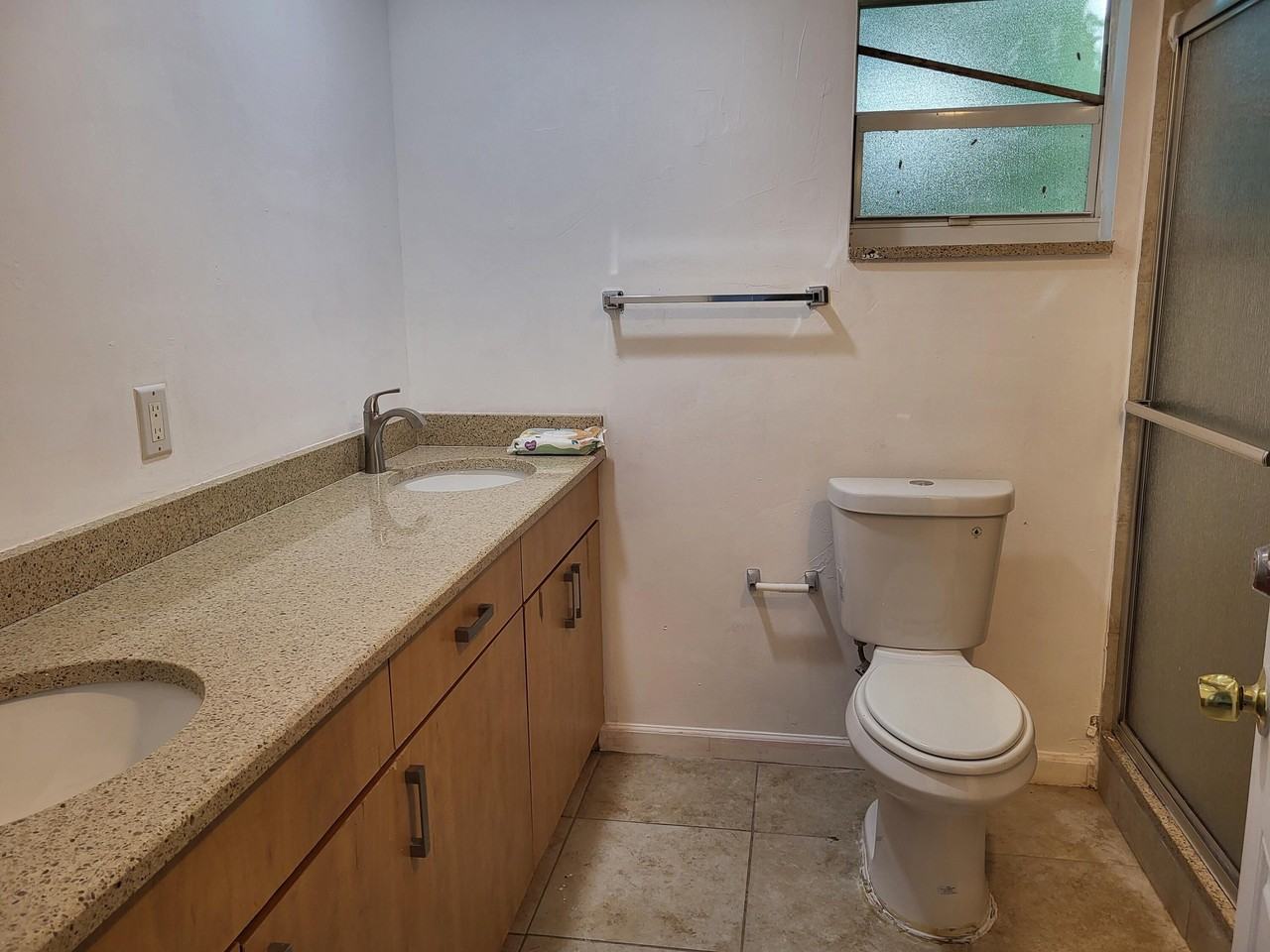 3390 Orange St - Photo 6 of 10