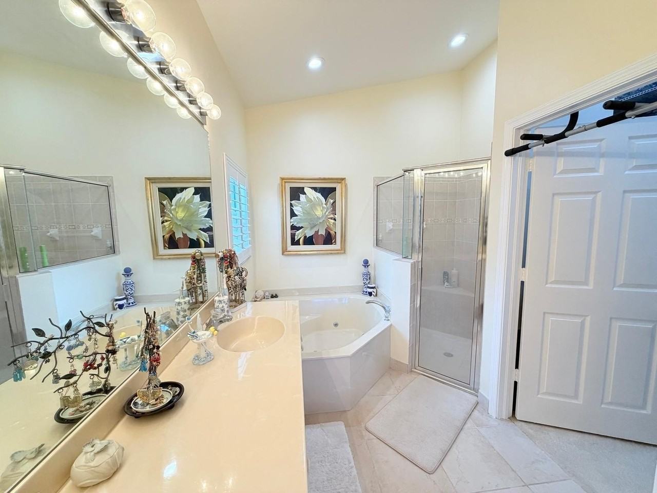 360 Nw Sunview Way - Photo 6 of 50