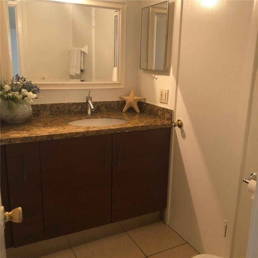 2426 Se 17th St #205A - Photo 3 of 25