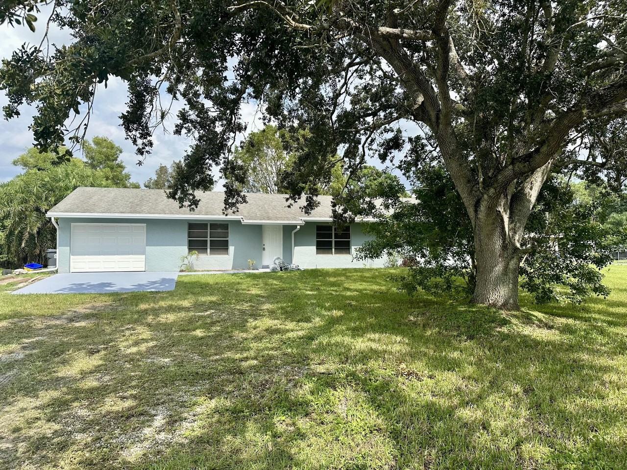 13399 53rd Ct N - Photo 4 of 33