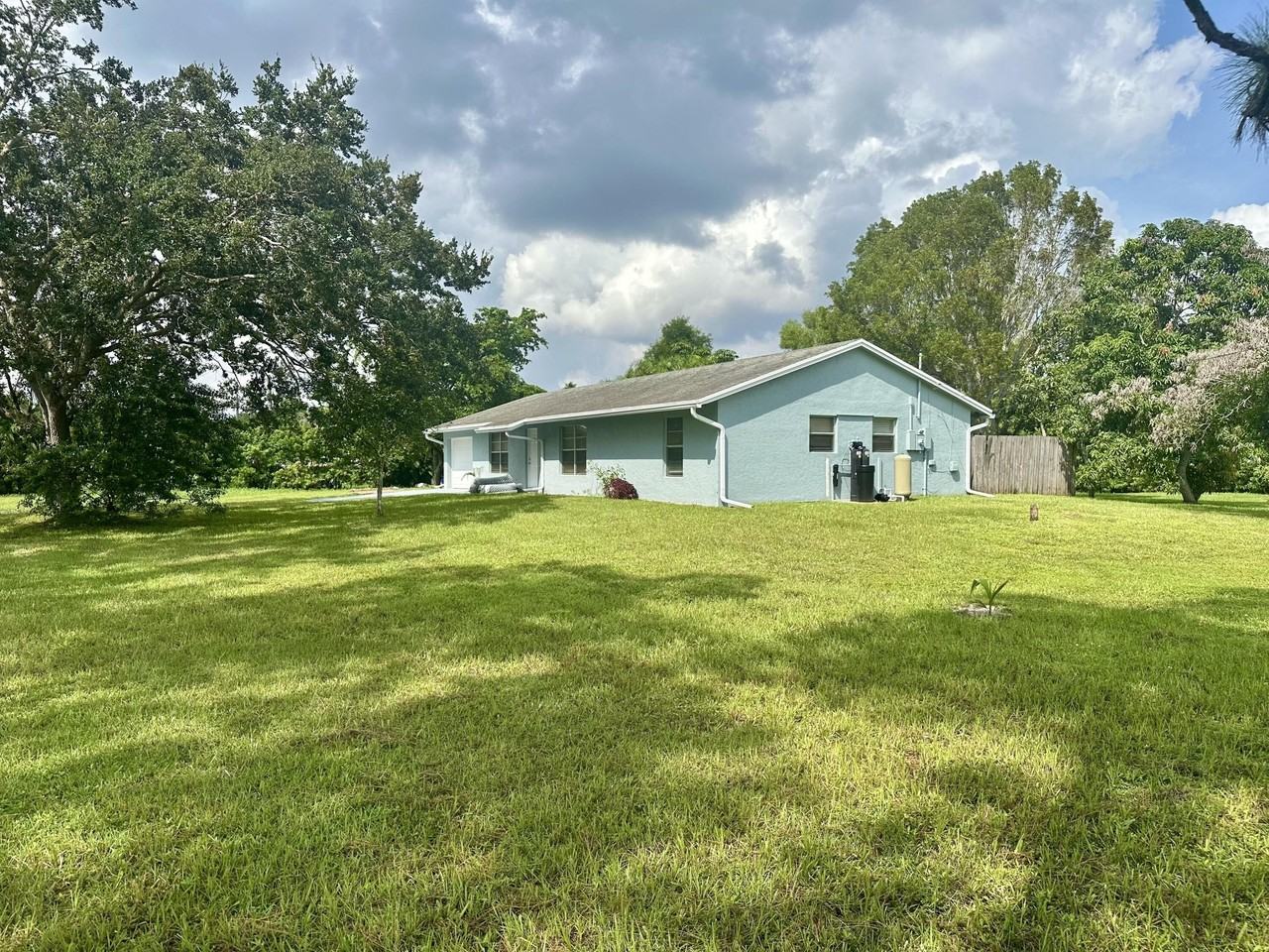 13399 53rd Ct N - Photo 5 of 33