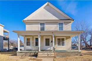 2222 Girard Ave N - Photo 1 of 1