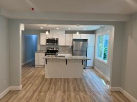 featured image of 910 Oliver Ave N #5