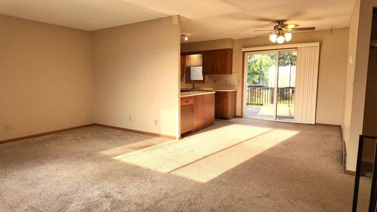 8833 Queen Ave S - Photo 2 of 24