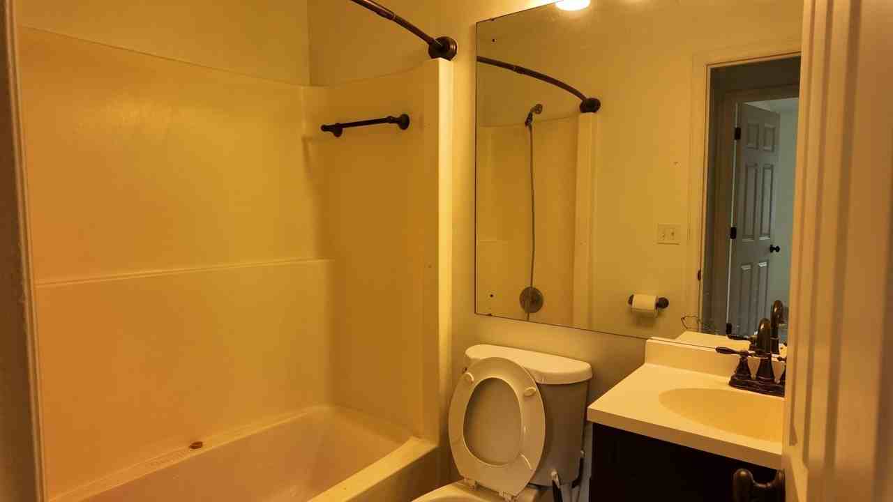 8833 Queen Ave S - Photo 5 of 24