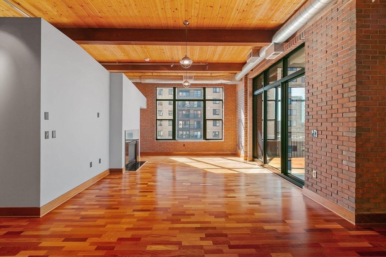 100 2nd St Ne #A580 - Photo 6 of 50